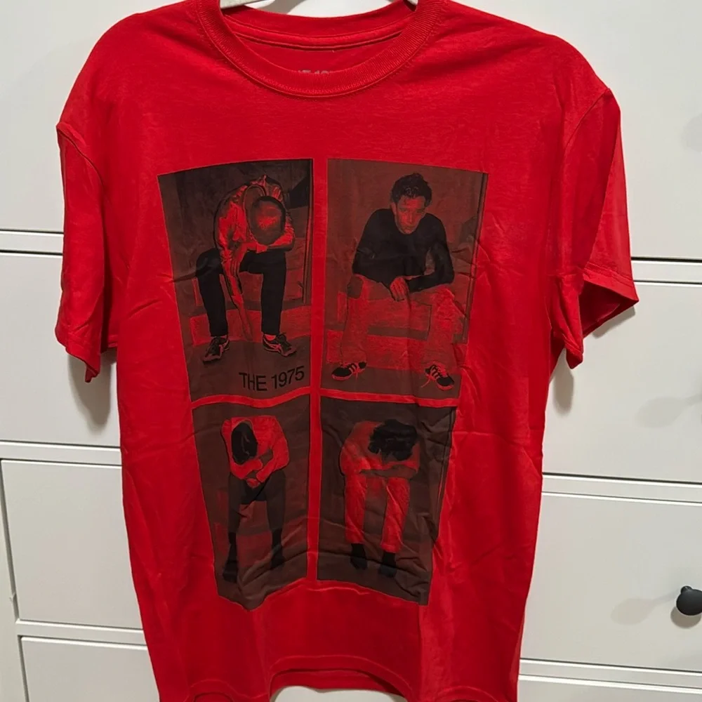 The 1975 Band T Shirt - Picture 1 of 3